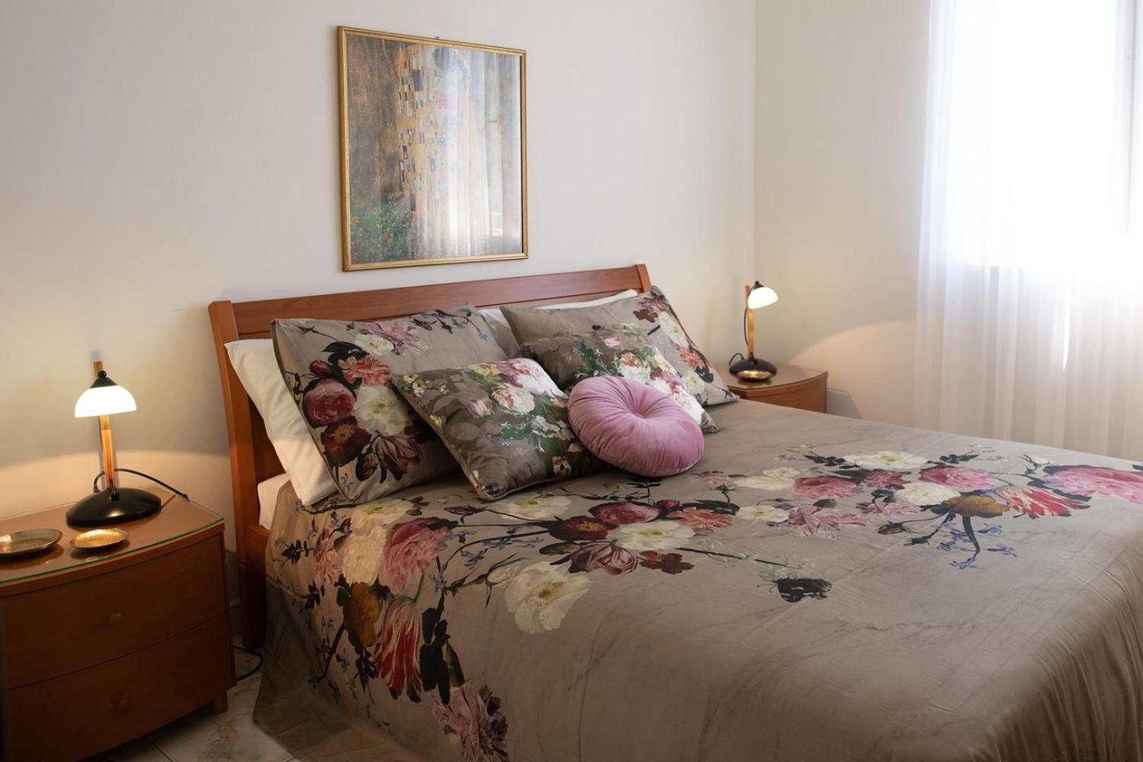 Villa Mareonda - Apartments Sussurro Ровинь Экстерьер фото